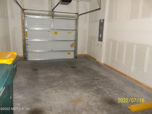 8073 ECHO SPRINGS Road, Jacksonville, FL 32256