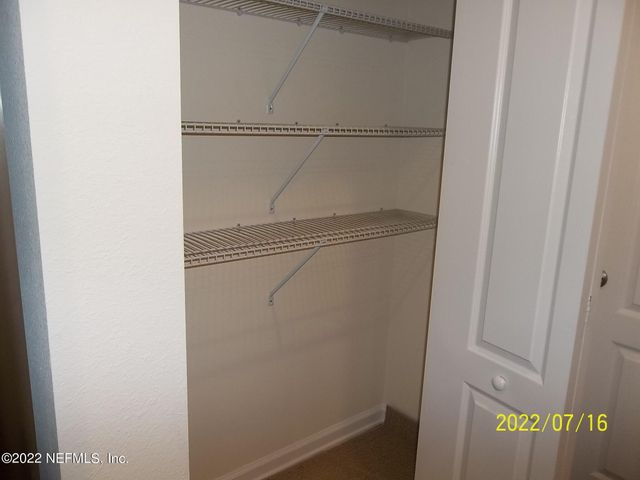 8073 ECHO SPRINGS Road, Jacksonville, FL 32256