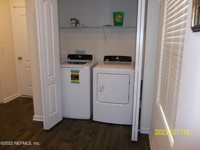 8073 ECHO SPRINGS Road, Jacksonville, FL 32256