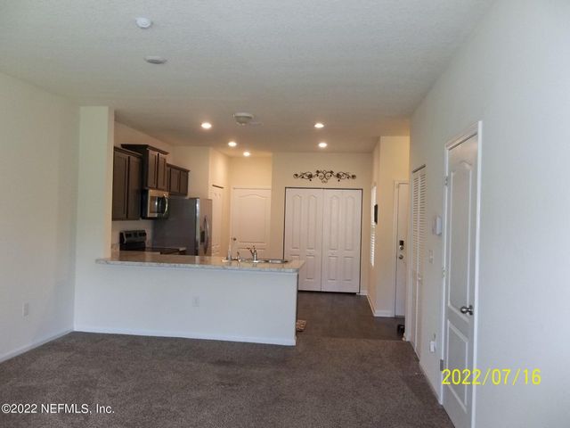 8073 ECHO SPRINGS Road, Jacksonville, FL 32256