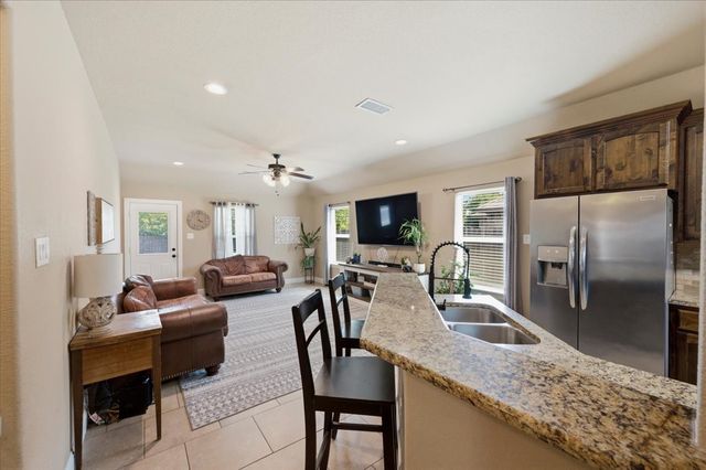 113 Halifax Circle, Palmer, TX 75152