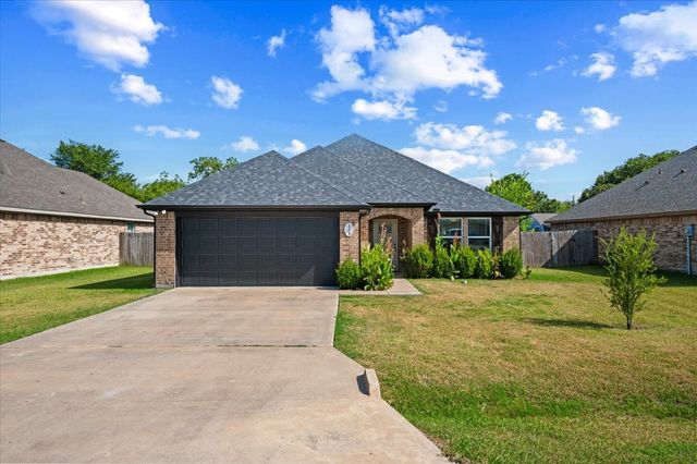 113 Halifax Circle, Palmer, TX 75152