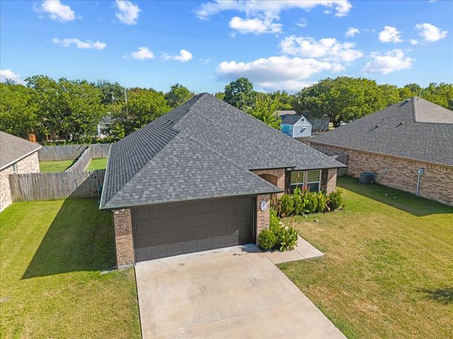 113 Halifax Circle, Palmer, TX 75152