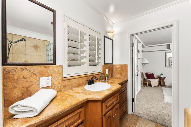 8218 Finisterre Ct, Fair Oaks, CA 95628