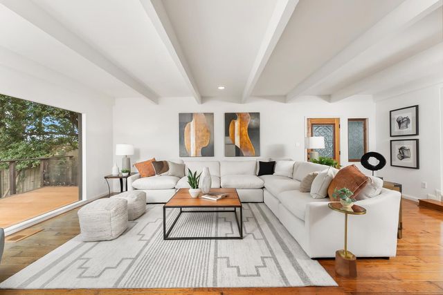 8218 Finisterre Ct, Fair Oaks, CA 95628