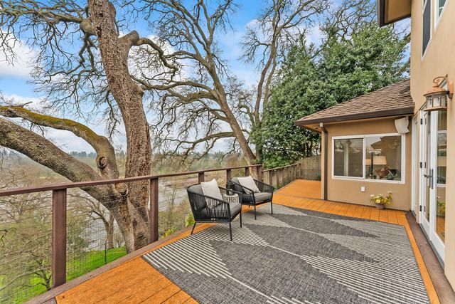 8218 Finisterre Ct, Fair Oaks, CA 95628