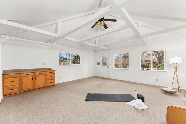 8218 Finisterre Ct, Fair Oaks, CA 95628