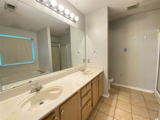 224 Los Angeles Drive, Glenn Heights, TX 75154
