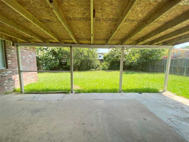 224 Los Angeles Drive, Glenn Heights, TX 75154