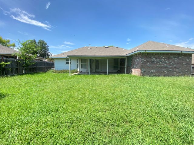224 Los Angeles Drive, Glenn Heights, TX 75154