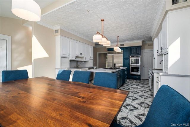 11 Baker Lane, Suffern, NY 10901