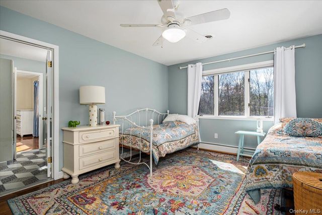 11 Baker Lane, Suffern, NY 10901
