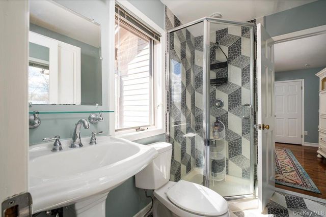 11 Baker Lane, Suffern, NY 10901