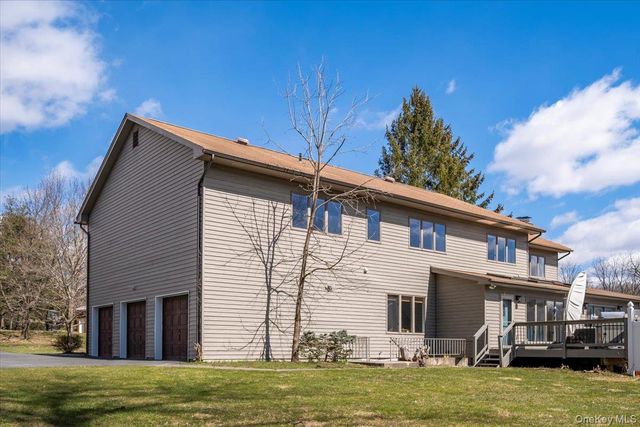 11 Baker Lane, Suffern, NY 10901