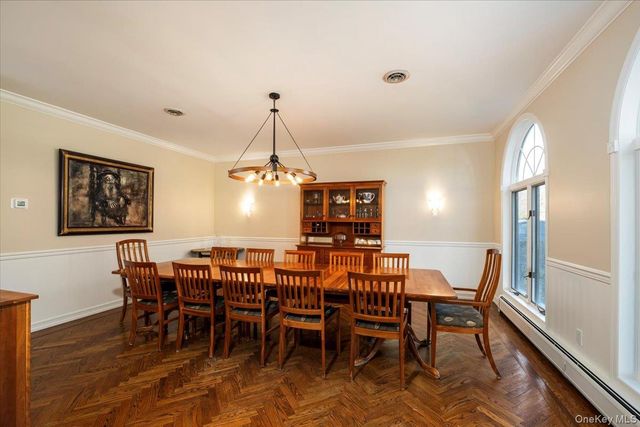 11 Baker Lane, Suffern, NY 10901