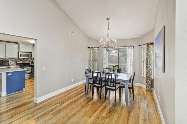 8153 La Almendra Way, Sacramento, CA 95823