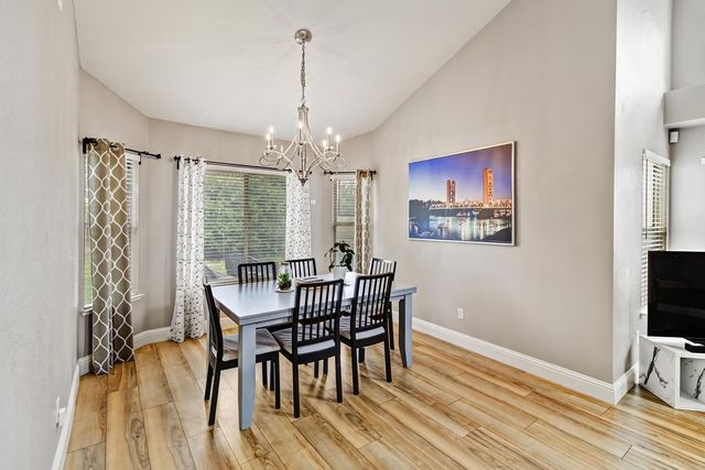 8153 La Almendra Way, Sacramento, CA 95823