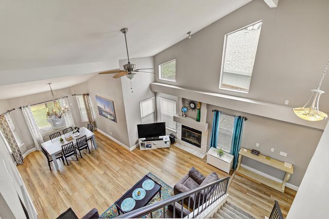 8153 La Almendra Way, Sacramento, CA 95823