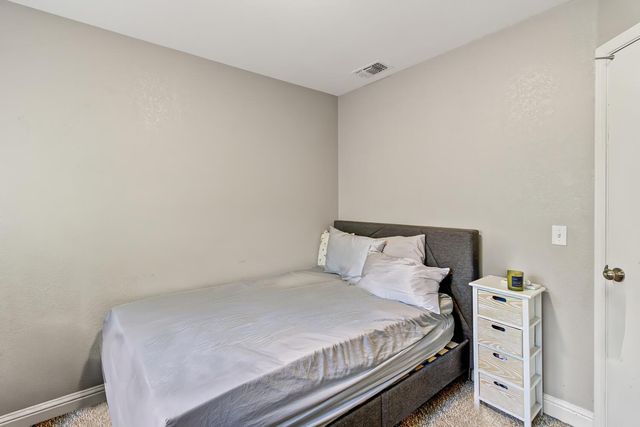 8153 La Almendra Way, Sacramento, CA 95823