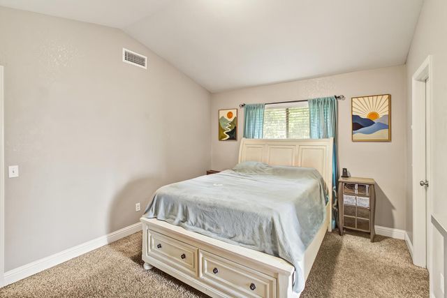 8153 La Almendra Way, Sacramento, CA 95823