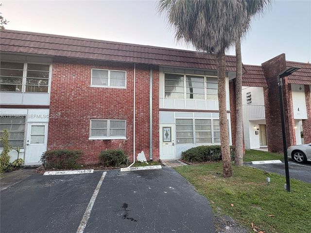 4801 NW 22nd Court 103, Lauderhill, FL 33313