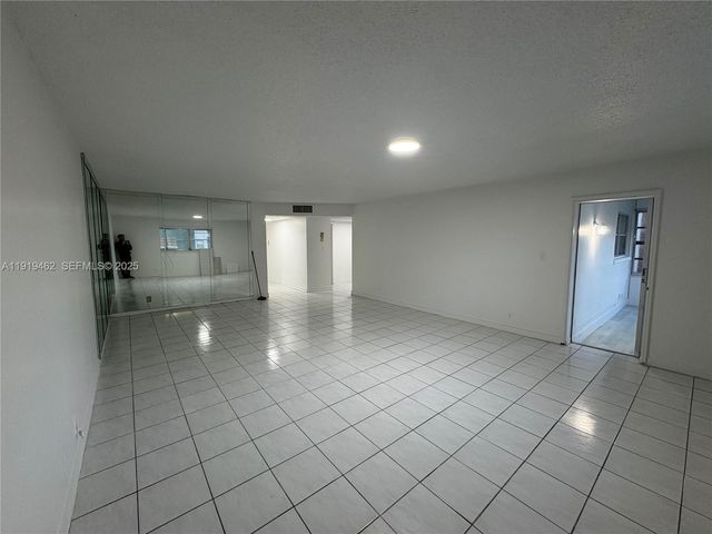 4801 NW 22nd Court 103, Lauderhill, FL 33313