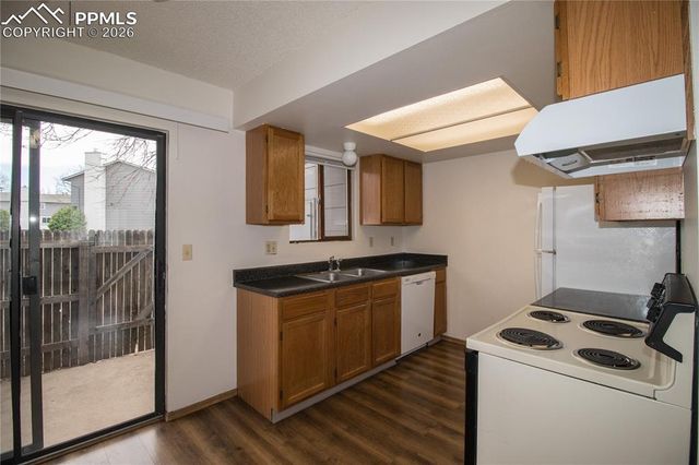 6619 Proud Eagle Court, Colorado Springs, CO 80915