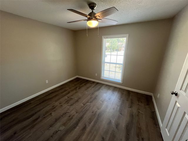 251 Prairie Vista Drive, Dallas, TX 75217