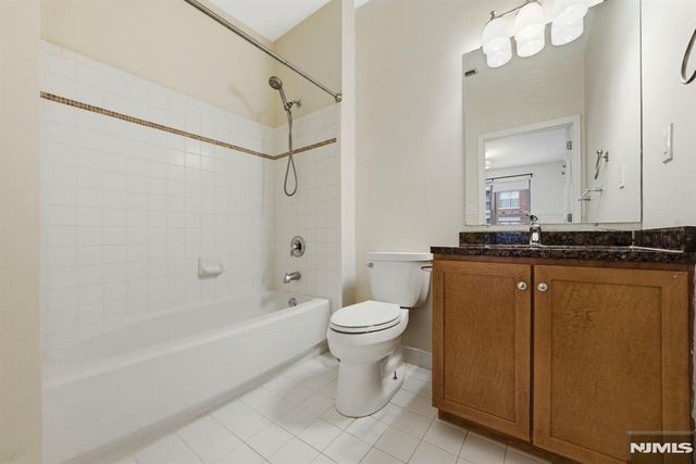 26 Ave At Port Imperial 117, West New York, NJ 07093