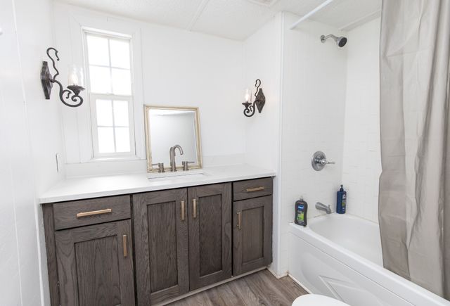 556 Dorris Rd, Portland, TN 37148