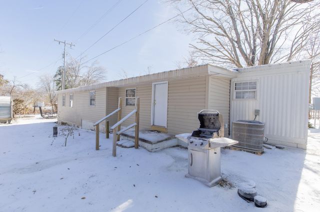 556 Dorris Rd, Portland, TN 37148