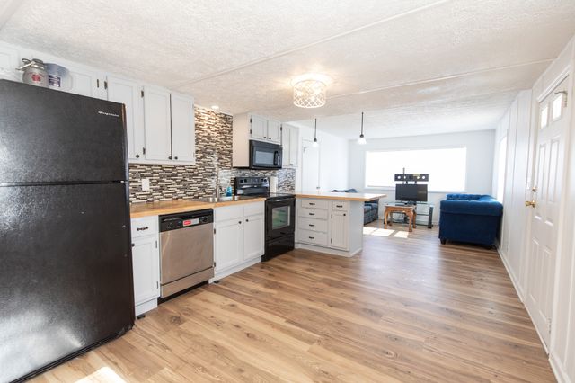 556 Dorris Rd, Portland, TN 37148