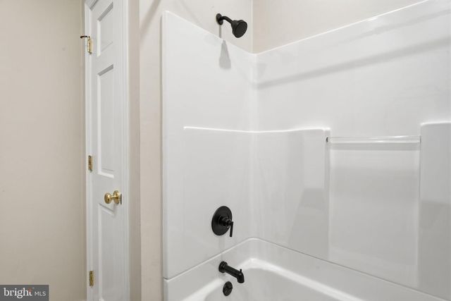 706 THOMAS AVE, Riverton, NJ 08077