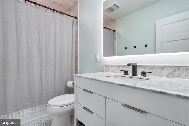 706 THOMAS AVE, Riverton, NJ 08077
