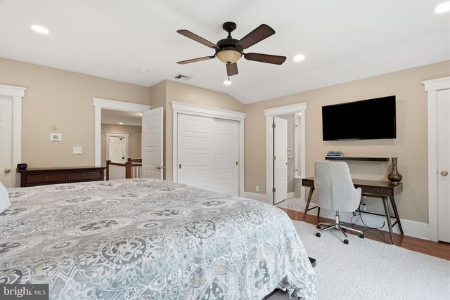 706 THOMAS AVE, Riverton, NJ 08077