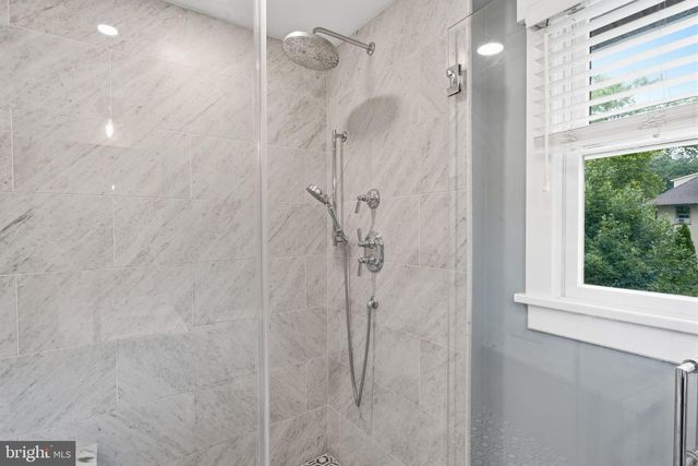 706 THOMAS AVE, Riverton, NJ 08077