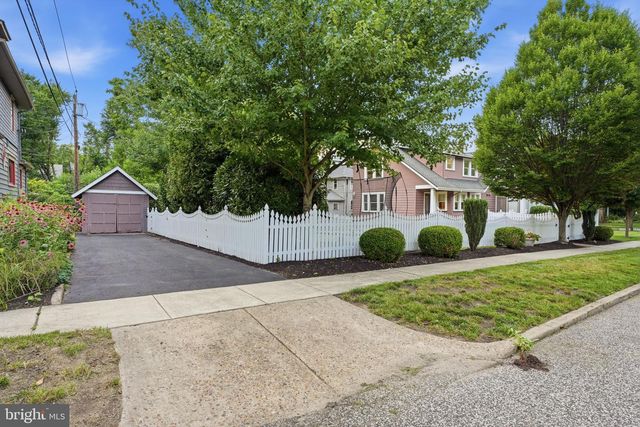 706 THOMAS AVE, Riverton, NJ 08077