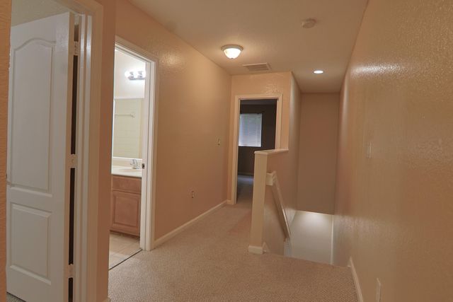 21211 NW 14th Place 3-27, Miami Gardens, FL 33169