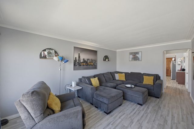 6558 S Karlov Avenue, Chicago, IL 60629