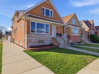6558 S Karlov Avenue, Chicago, IL 60629