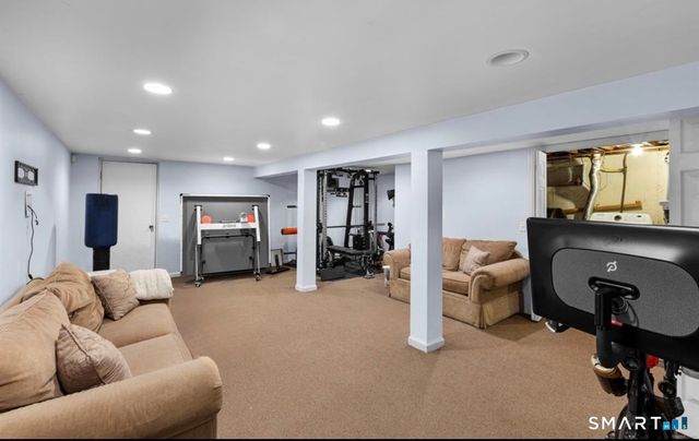 9 Chimney Drive, Bethel, CT 06801