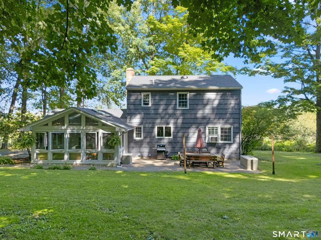 9 Chimney Drive, Bethel, CT 06801