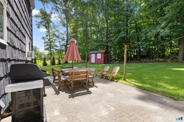 9 Chimney Drive, Bethel, CT 06801