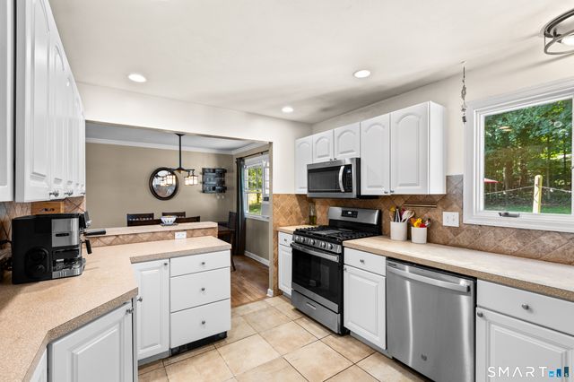 9 Chimney Drive, Bethel, CT 06801