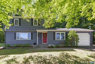 9 Chimney Drive, Bethel, CT 06801