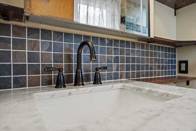 52 South Rd, Holden, MA 01520