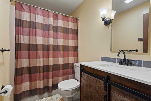 52 South Rd, Holden, MA 01520