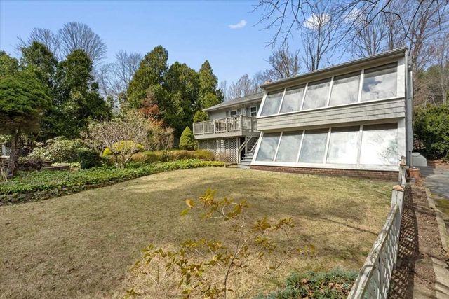 52 South Rd, Holden, MA 01520