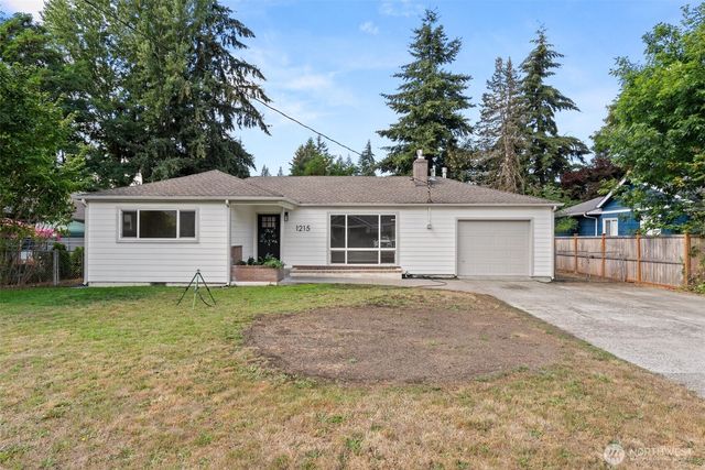 1215 Hall Street SE, Lacey, WA 98503