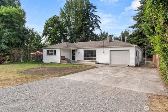 1215 Hall Street SE, Lacey, WA 98503